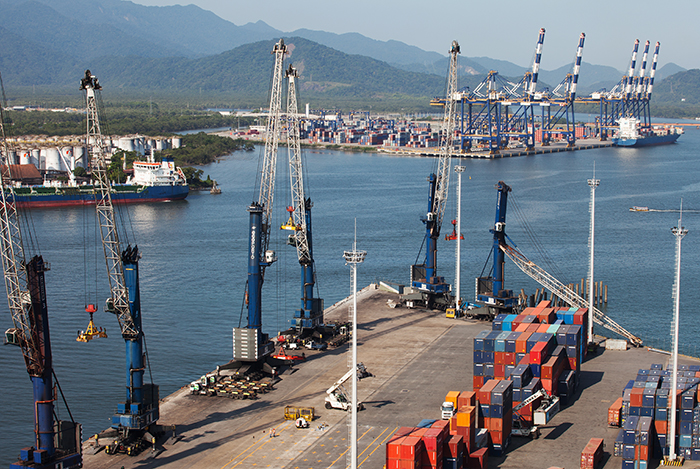 The port of Santos handled 3.6 million TEU last year. Photo credit: Shutterstock
